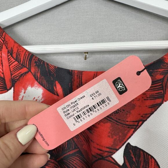 Chi Chi London Womens Dress UK 12 Red Piper Floral Open V Back Cocktail Romantic - Picture 3 of 11